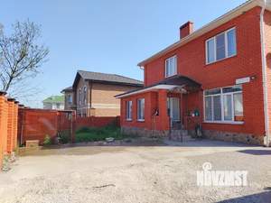 Коттедж 301м&sup2;, 3-этажный, участок 759 сот.  