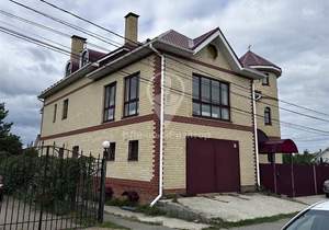 Дом 450м², 3-этажный, участок 8 сот.  