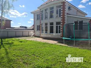 Дом 220м², 2-этажный, участок 6 сот.  