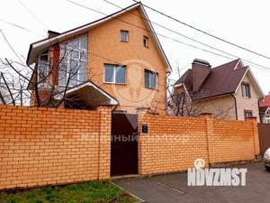 Дом 300м², 3-этажный, участок 6 сот.  