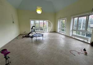 Дом 450м², 3-этажный, участок 8 сот.  