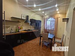 Дом 332м², 3-этажный, участок 8 сот.  