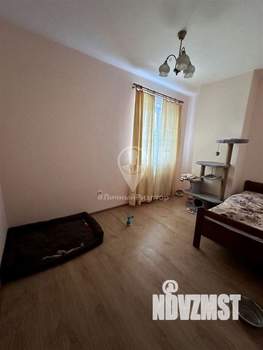 Дом 450м², 3-этажный, участок 8 сот.  