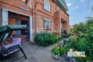 Дом 341м², 2-этажный, участок 6 сот.  