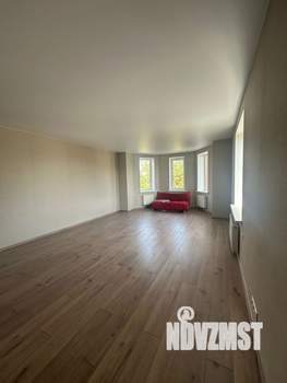 Коттедж 392м&sup2;, 2-этажный, участок 392 сот.  