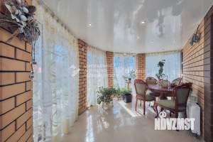 Дом 190м², 2-этажный, участок 10 сот.  
