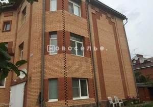 Дом 480м², 4-этажный, участок 16 сот.  
