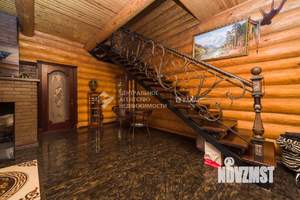 Дом 195м², 2-этажный, участок 6 сот.  