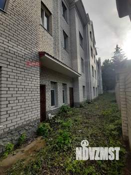 Таунхаус 440м², 4-этажный, участок 4 сот.  