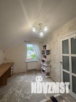 Дом 115м&sup2;, 2-этажный, участок 7 сот.  