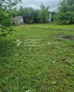 Дом 130м², 2-этажный, участок 6 сот.  