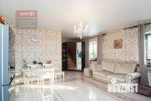 Дом 50м², 3-этажный, участок 2 сот.  