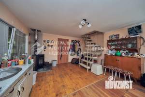 Дом 50м², 2-этажный, участок 6 сот.  