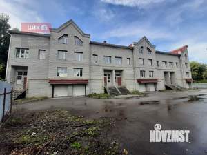 Таунхаус 2000м², 4-этажный, участок 4 сот.  