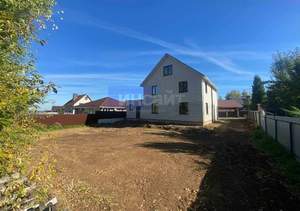 Дом 184м², 2-этажный, участок 8 сот.  