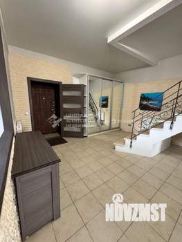 Дом 220м², 2-этажный, участок 6 сот.  