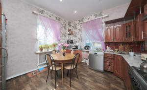 Дом 187м², 3-этажный, участок 6 сот.  