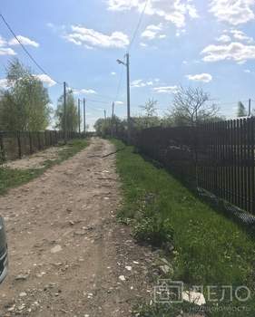 Дом 30м&sup2;, 2-этажный, участок 6 сот.  