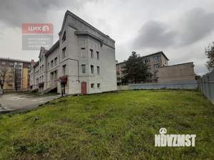 Таунхаус 390м², 4-этажный, участок 4 сот.  