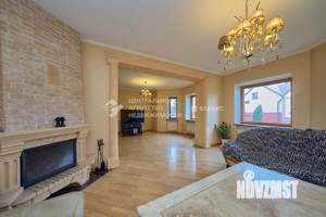 Дом 350м², 3-этажный, участок 8 сот.  