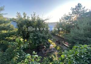 Дом 154м², 2-этажный, участок 9 сот.  