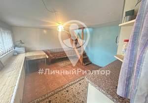 Дом 60м², 2-этажный, участок 11 сот.  