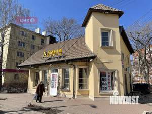 Дом 215м², 3-этажный, участок 3 сот.  