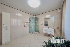 Дом 190м², 2-этажный, участок 10 сот.  