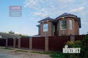 Коттедж 210м², 2-этажный, участок 6 сот.  