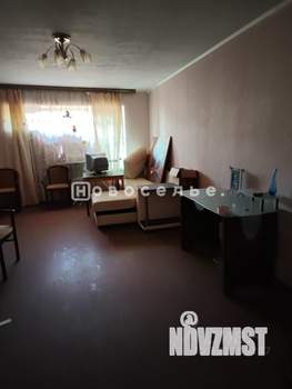 Коттедж 226м², 2-этажный, участок 10 сот.  