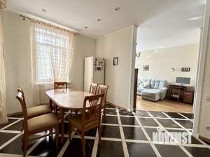 Коттедж 188м², 2-этажный, участок 10 сот.  