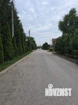 Коттедж 295м², 3-этажный, участок 15 сот.  