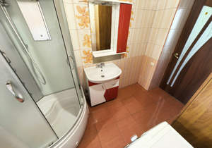 Дом 120м², 2-этажный, участок 6 сот.  