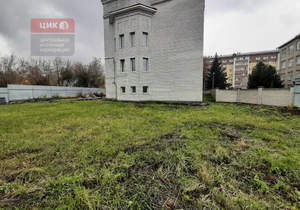 Дом 390м&sup2;, 4-этажный, участок 4 сот.  