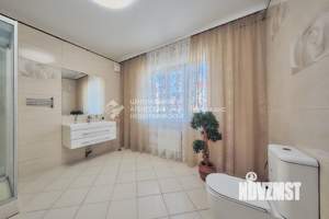 Дом 190м², 2-этажный, участок 10 сот.  