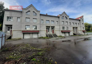 Дом 2000м&sup2;, 4-этажный, участок 4 сот.  