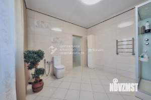 Дом 190м², 2-этажный, участок 10 сот.  