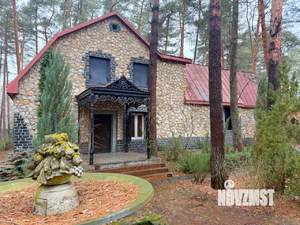 Дом 230м&sup2;, 2-этажный, участок 25 сот.  