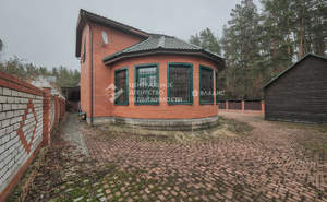 Дом 405м&sup2;, 2-этажный, участок 10 сот.  