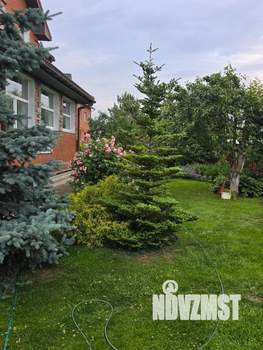 Коттедж 295м², 3-этажный, участок 15 сот.  