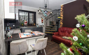 Дом 178м², 3-этажный, участок 8 сот.  