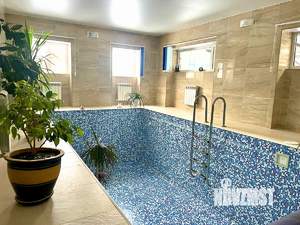 Коттедж 234м², 2-этажный, участок 25 сот.  