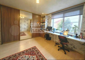 Дом 100м&sup2;, 2-этажный, участок 4 сот.  