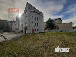 Таунхаус 2000м², 4-этажный, участок 4 сот.  