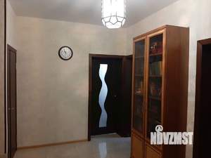 Коттедж 250м², 2-этажный, участок 6 сот.  