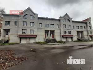 Таунхаус 390м², 4-этажный, участок 4 сот.  