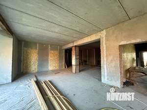 Дом 1200м&sup2;, 4-этажный, участок 18 сот.  