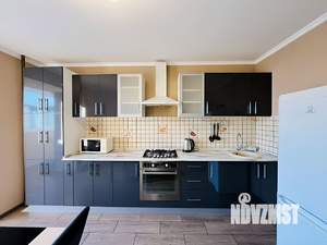 1-к квартира, посуточно, 47м2, 8/11 этаж