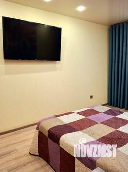 1-к квартира, посуточно, 47м2, 10/18 этаж