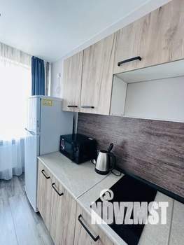 1-к квартира, посуточно, 32м2, 2/25 этаж